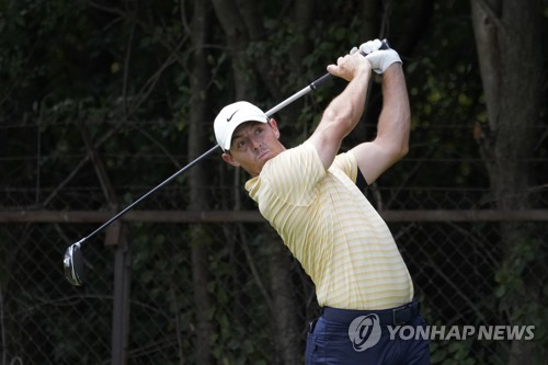 곧 아빠 되는 매킬로이 투어 챔피언십 포기할 수도
