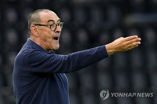 유벤투스, 사리 감독 경질…새 사령탑에 피를로 선임