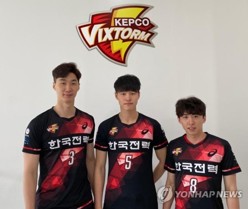 장병철 감독 박철우·김명관·이승준, 사이드블로커 높이 향상