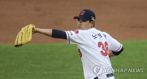 박건우 결승타 두산, 연장 12회 접전 끝에 선두 NC 격파(종합)