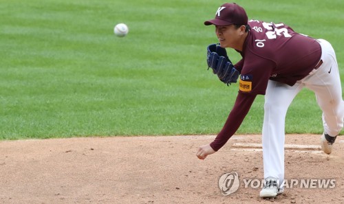 키움 이승호, 롯데 상대로 7⅔이닝 무실점 완벽투