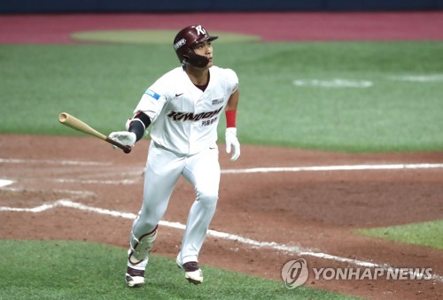 '8월 승률 100%' 롯데, NC마저 격파…키움은 1위와 2.5게임 차