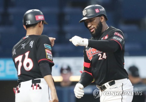자신감 얻은 kt, 키움에 짜릿한 역전승…6연승 신바람