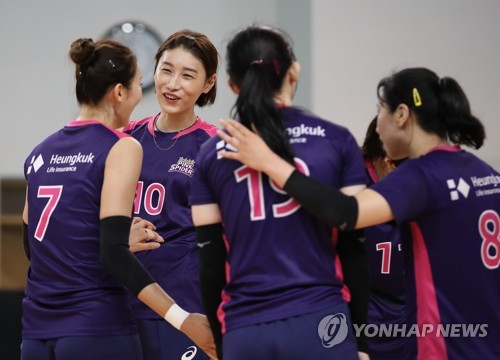 제천 프로배구 컵대회 관중 입장 허용…경기당 163명