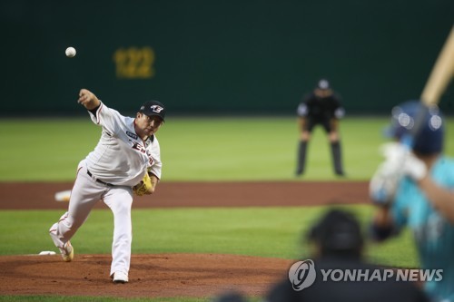한화 새 역사 쓰는 장시환·김민우…3점대 평균자책점 보인다