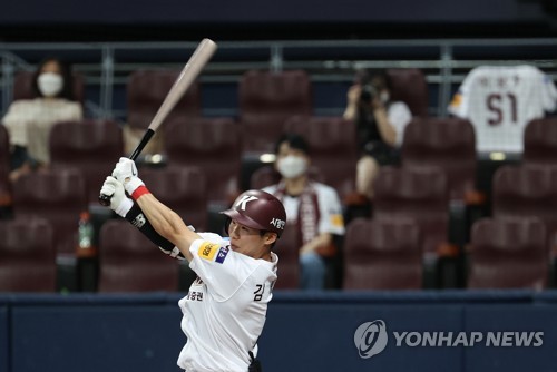 선두 NC, 신민혁 깜짝투로 롯데 7연승 저지…2위 키움 먼저 50승(종합)