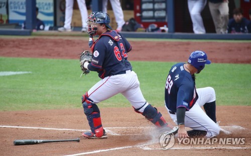 홈런 치고, 삼진 없고…'삼성 외국인 타자' 팔카, 첫인상은 합격