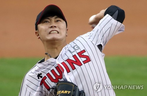 신인 좌완 김윤식 첫 승…LG, kt 꺾고 2연승