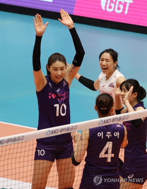 김연경 관중 오시면 더 벅찰 것 같아…우승하려면 긴장감 있게