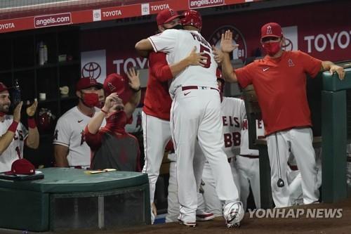 MLB 푸홀스, 661·662호 홈런…메이스 제치고 역대 5위