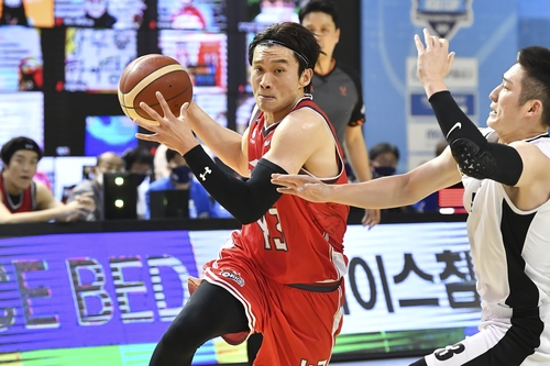 복귀 강을준 감독·데뷔 조성원 감독, KBL컵대회 '승리 합창'(종합2보)