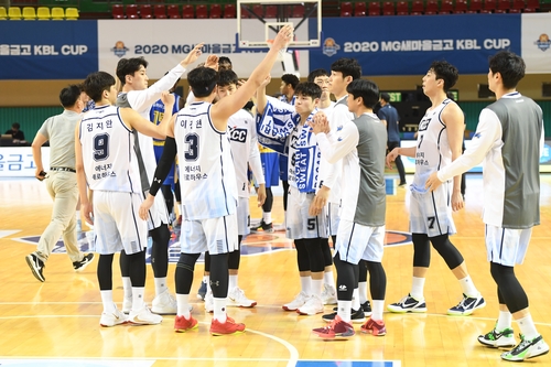 B조 1위 SK·D조 1위 KCC, KBL 컵대회 준결승 진출(종합)