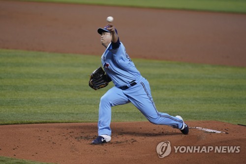 류현진, 마이애미전 6이닝 8K 1실점 호투…시즌 3승 달성(종합)