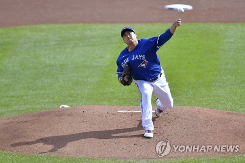 위기에 강한 류현진, 메츠전 6이닝 1실점…시즌 4승·홈 첫 승(종합)