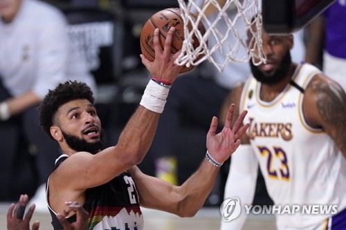 '역전의 명수' 덴버, NBA 서부지구 결승서 레이커스에 첫 승리