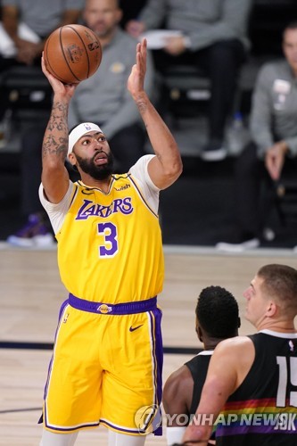 '데이비스 34점' 레이커스, NBA 챔피언결정전 '1승 남았다'
