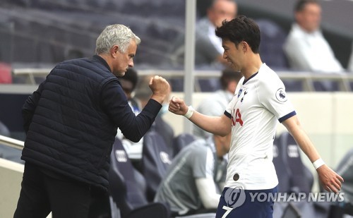 9월 살인 일정에 쓰러진 손흥민…모리뉴 손흥민 햄스트링 부상