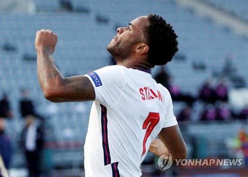'벌에 쏘인 호날두' 빠진 포르투갈, 크로아티아 4-1 대파