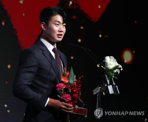 벤투호 김지현 vs 김학범호 송민규…K리그 '흙수저 성공시대'