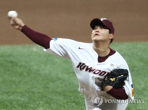 사라진 토종 투수들…평균자책점 1점대도 구원 투수도 고작 3명