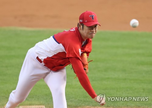 쿠에바스 8⅔이닝 1실점 쾌투…kt, 키움 꺾고 5연승(종합)
