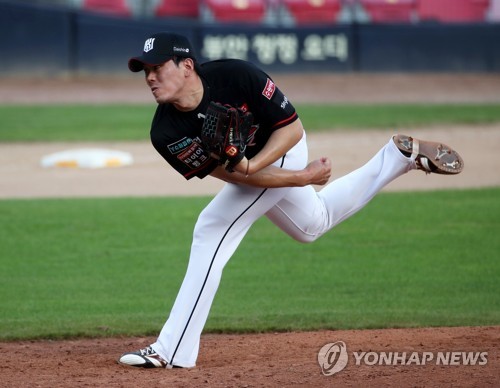 kt 마무리 김재윤, 부상자명단…로하스 선발 제외