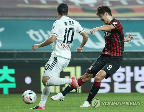 기성용이 밝힌 ACL '등번호 71'의 속사정…71번이 '기'랑 비슷