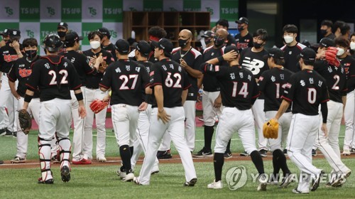 선두 NC 파죽의 10연승…3연승 KIA, 두산과 공동 5위(종합)