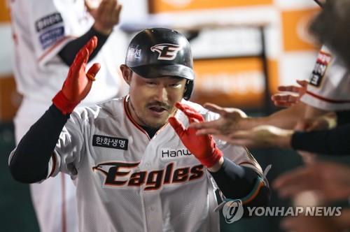 알테어 역전 2타점 2루타…선두 NC, 신나는 3연승(종합)