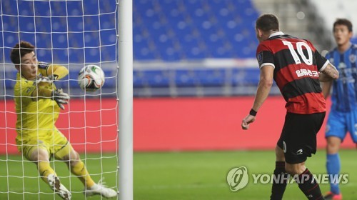'빛현우 있음에'…울산의 더블 꿈 키우는 '수호신' 조현우