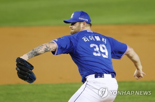 8회말에 나온 유일한 안타가 결승타…두산, 삼성에 1-0 승리(종합)