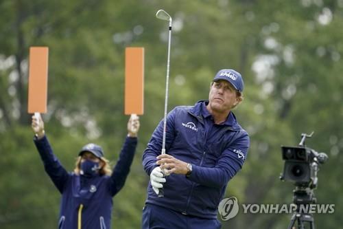 PGA 시니어투어 '최강신인' 미컬슨, 두번째 출격 확정