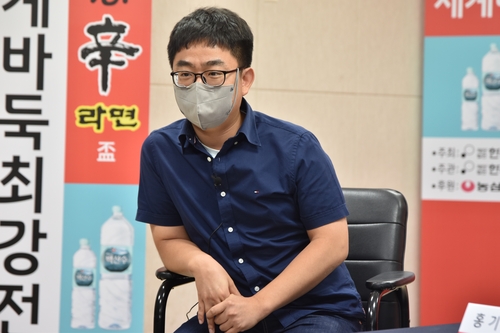 '좋은 출발' 홍기표, 농심배 1국서 중국 판팅위 제압(종합)