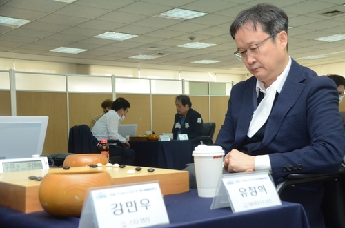 역시 유창혁 9단…첫 출전 시니어리그에서 다승왕