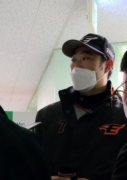 김태균 생각에 울먹인 송광민 수많은 선배 은퇴 봤지만…