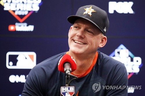 '사인훔치기' 힌치 감독, 디트로이트 사령탑 선임…반성했다