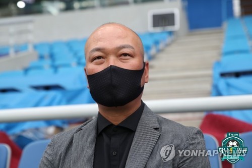 홈 팬 앞 '마지막 축구' 펼치는 상주 박진감으로 보답