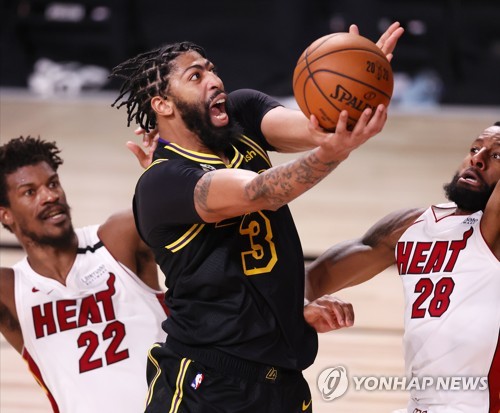 한 시름 던 NBA 레이커스…데이비스, 파이널 6차전 출전 '가능'