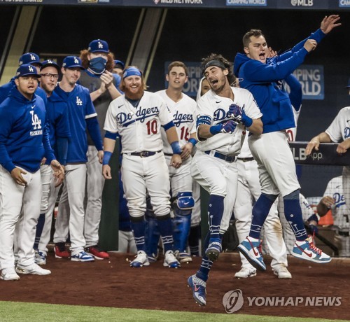 다저스, 최지만의 탬파베이와 월드시리즈…NL 챔피언십 MVP 시거
