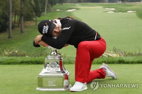 '메이저 무관' 꼬리표 뗀 김세영 1998년부터 꿈꿨어요