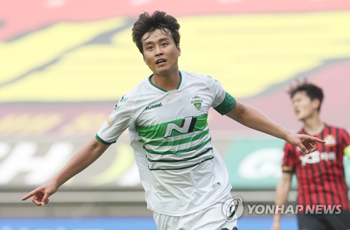 다 겪어본 '41세 축구청년' 이동국, 웃으며 떠난다