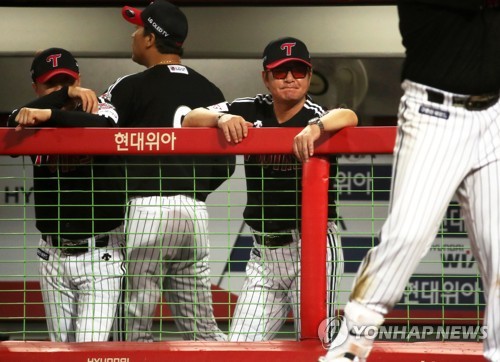 류중일 LG 감독 총력전 예고…개인 기록, 당분간 생각 안할 것