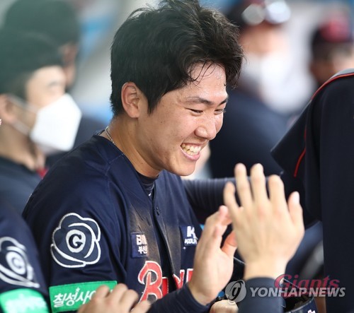 롯데 내야의 숨은 백업 오윤석, 사이클링히트 기적 썼다