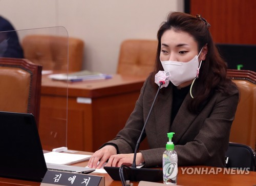 메달을 따도…비인기 종목, 빠듯한 살림에 기업 의존 절대적