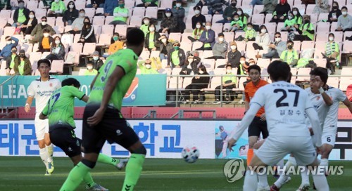 K리그1 전북, 광주에 4-1 완승…선두추격 잰걸음