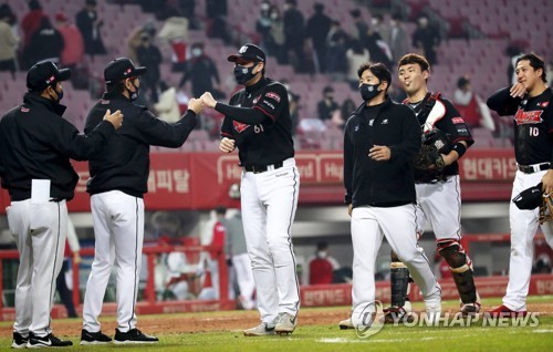 가을 야구 대진표, 프로야구 정규리그 최종일에 결정되나
