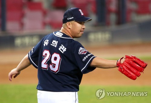 스포츠(두산 유희관, 8년 연속 10승 성공…)