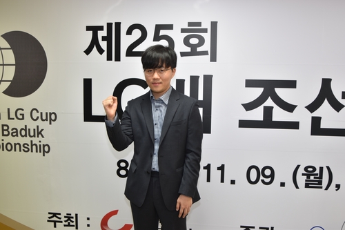 신민준, LG배 결승 진출…중국 커제와 우승 다툼