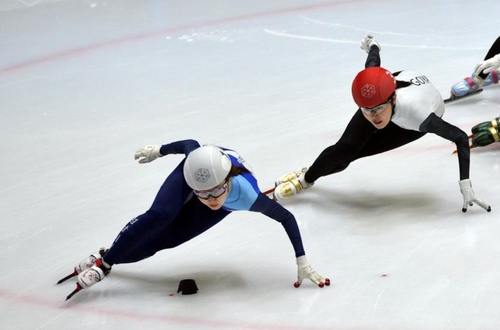 '역시 최민정'…올 시즌 쇼트트랙 첫 대회 1,500ｍ 우승