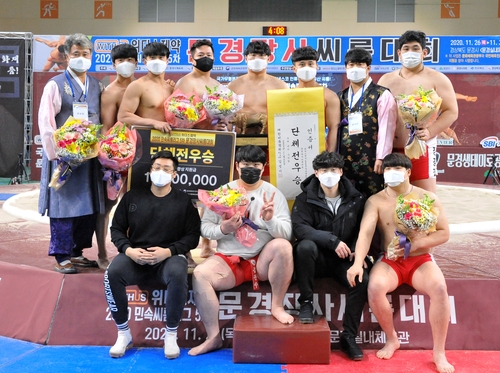 손명호, 문경장사 씨름대회서 통산 5번째 백두장사…올해 2관왕